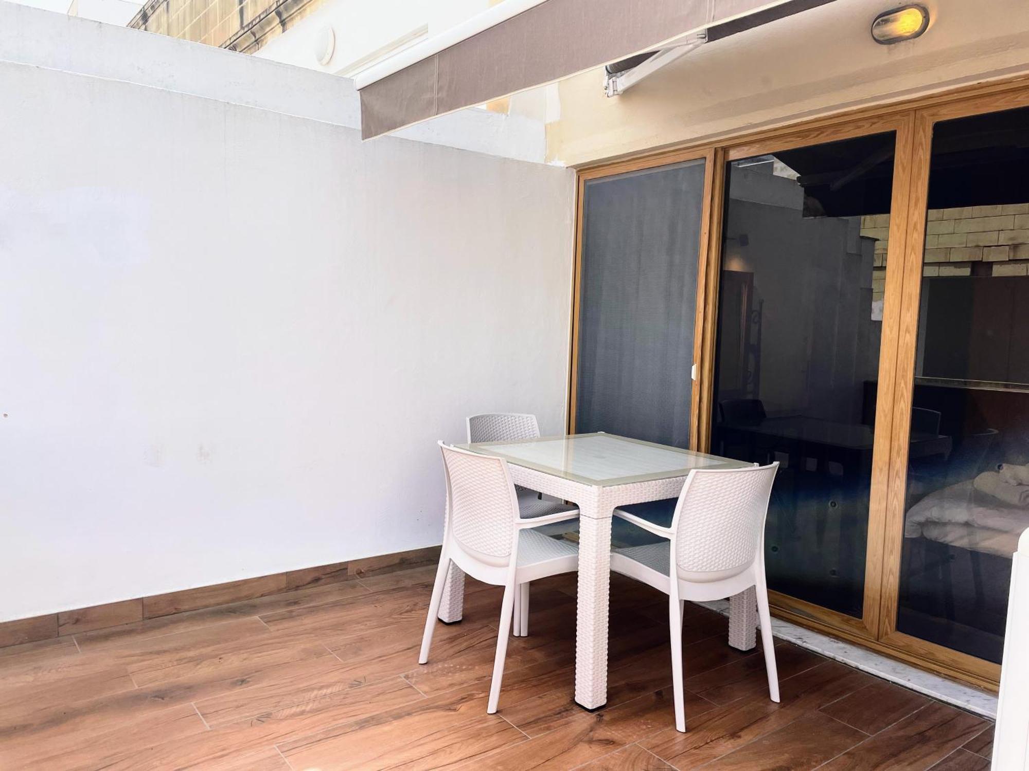 City Center Apartments 멜리에하 외부 사진